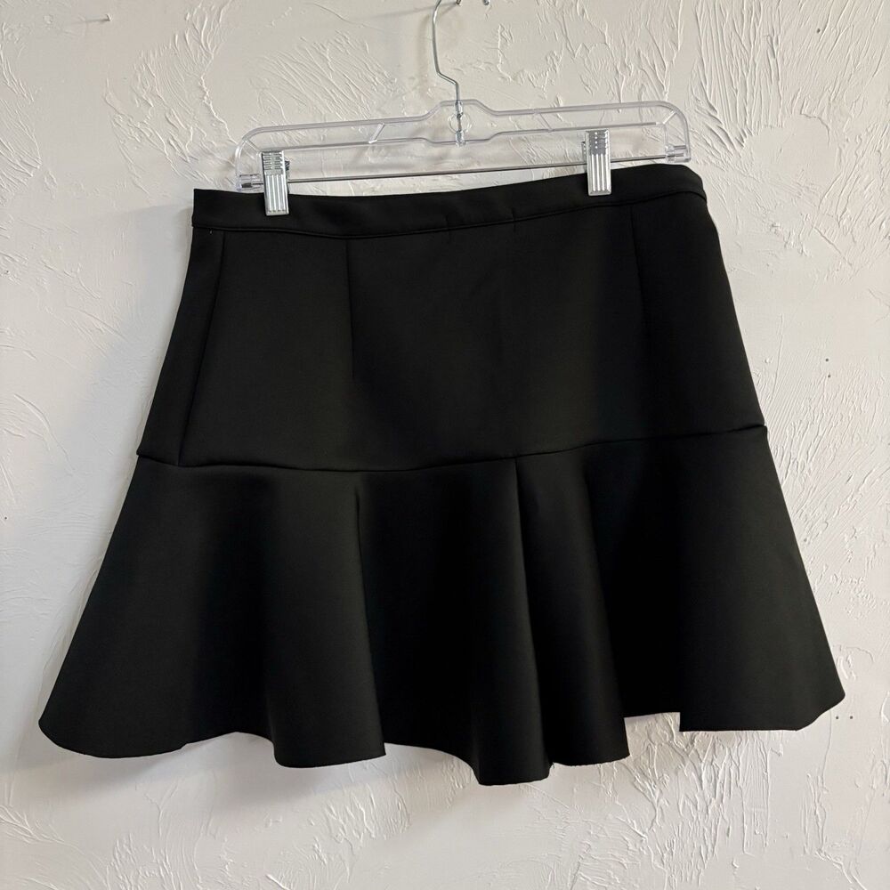 Cotton On Women's Black Solid Flare Short Skirt Regular Size M Type Skirt